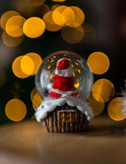 Christmas Snow Globe Decoration Ornament LED Santa Figure Light Snowman Xmas