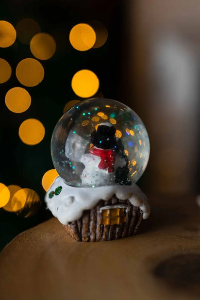 Christmas Snow Globe Decoration Ornament LED Santa Figure Light Snowman Xmas