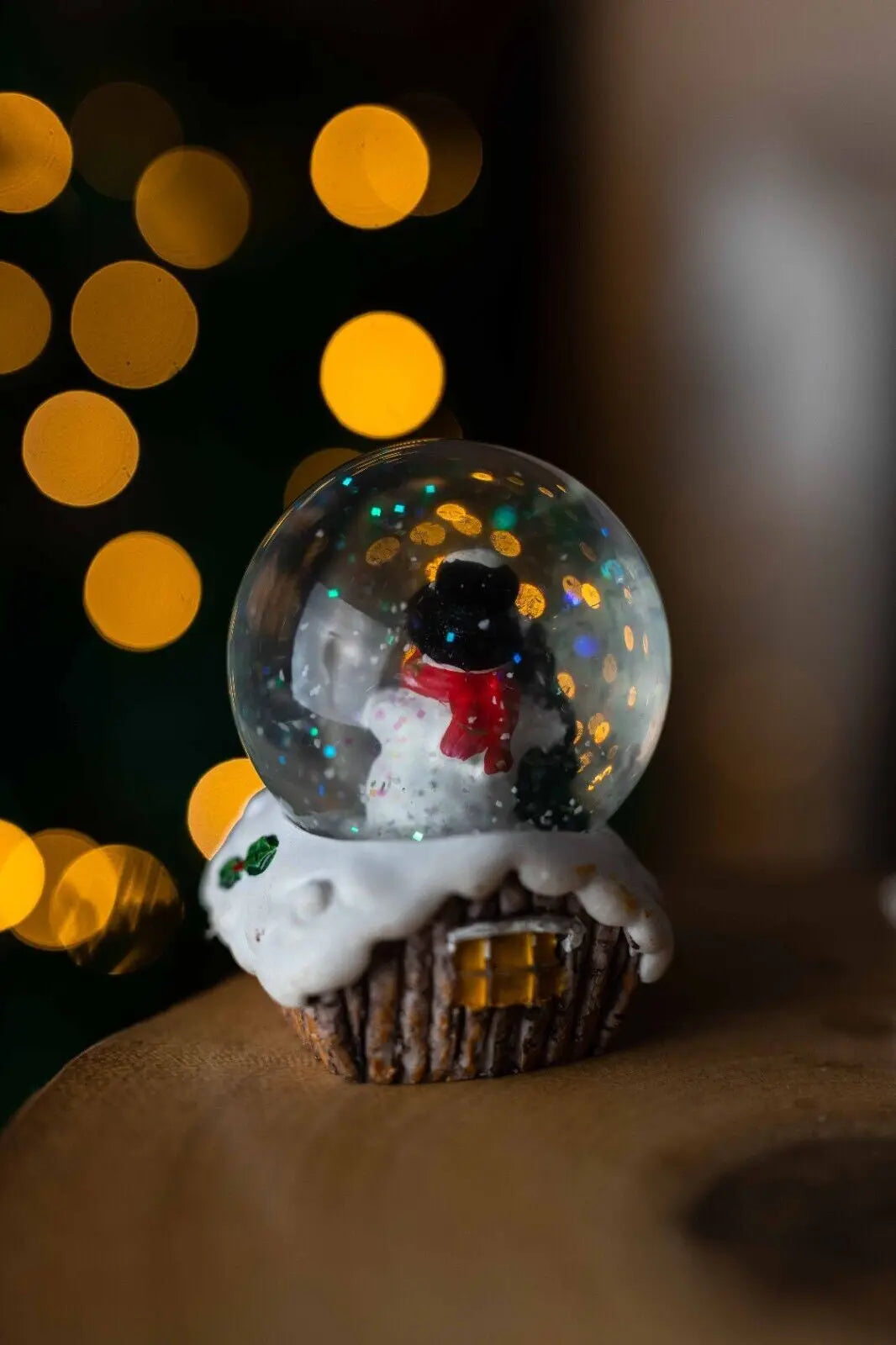 Christmas Snow Globe Decoration Ornament LED Santa Figure Light Snowman Xmas