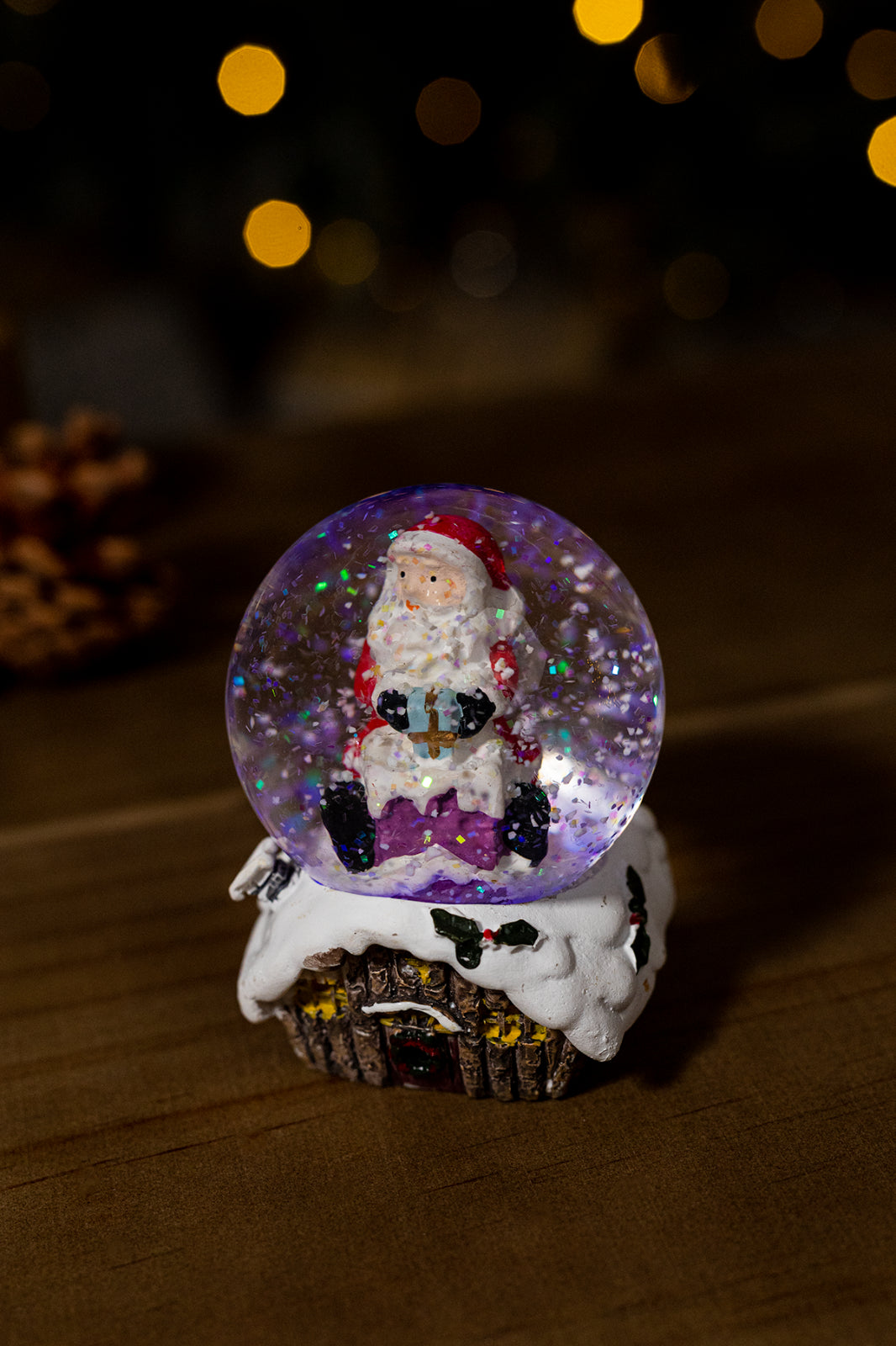 Christmas Snow Globe Decoration Ornament LED Santa Figure Light Snowman Xmas