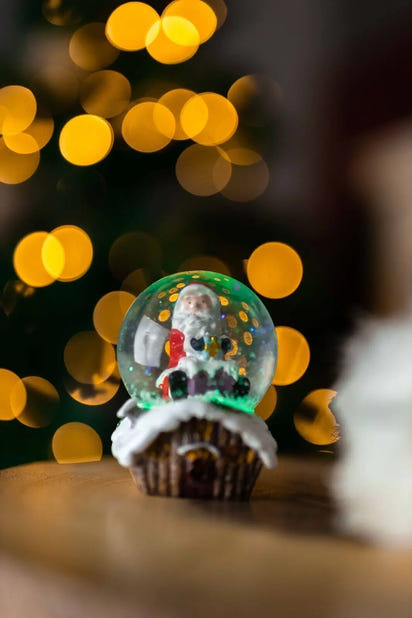 Christmas Snow Globe Decoration Ornament LED Santa Figure Light Snowman Xmas